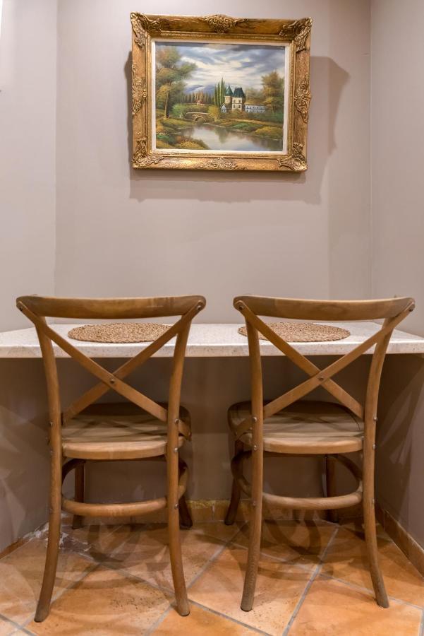 The Heart Of Plaka Apartment Athens Exterior photo
