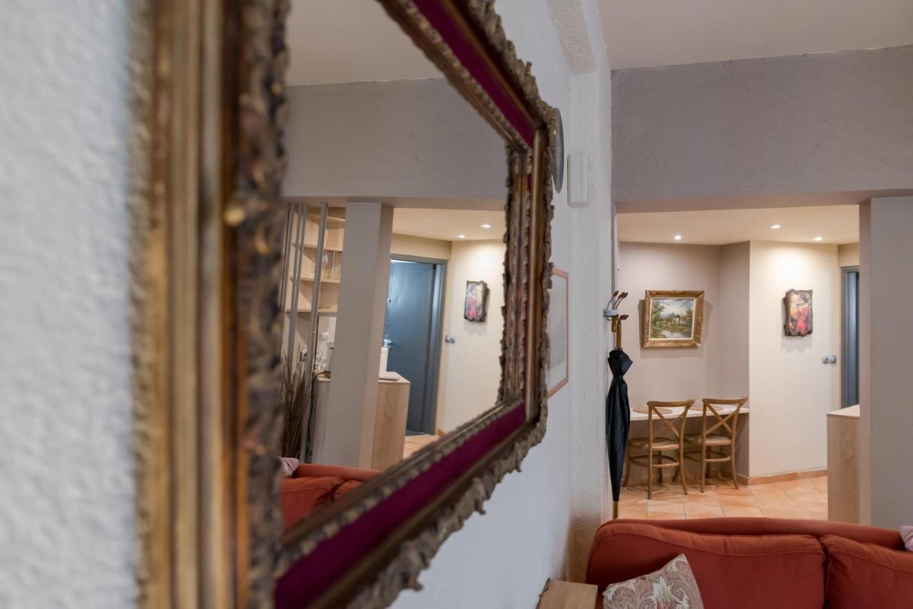 The Heart Of Plaka Apartment Athens Exterior photo